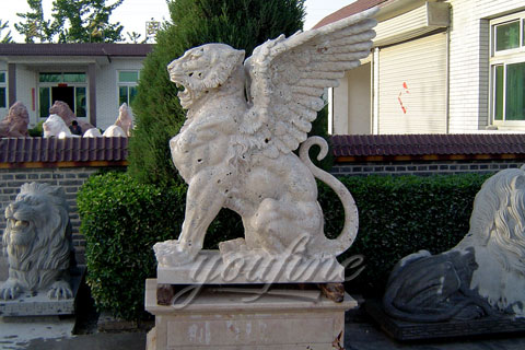 Winged roaring lion statues outdoor for sale