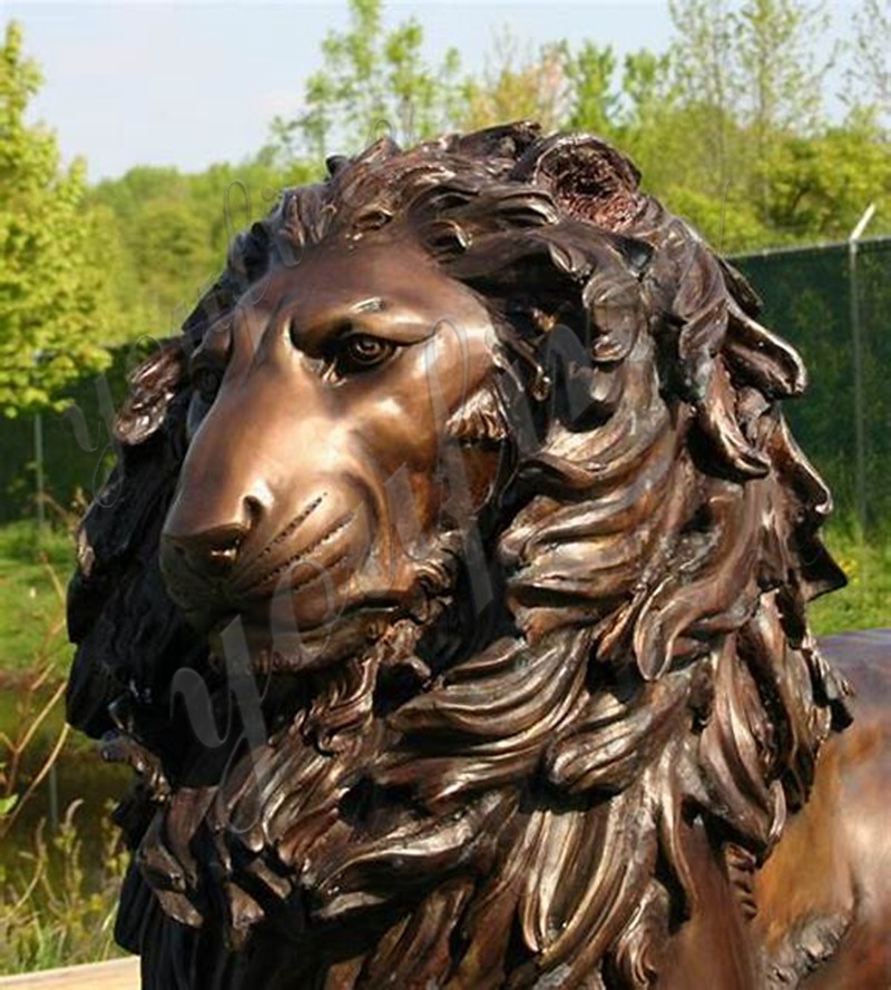 Bronze Lion Statue Details